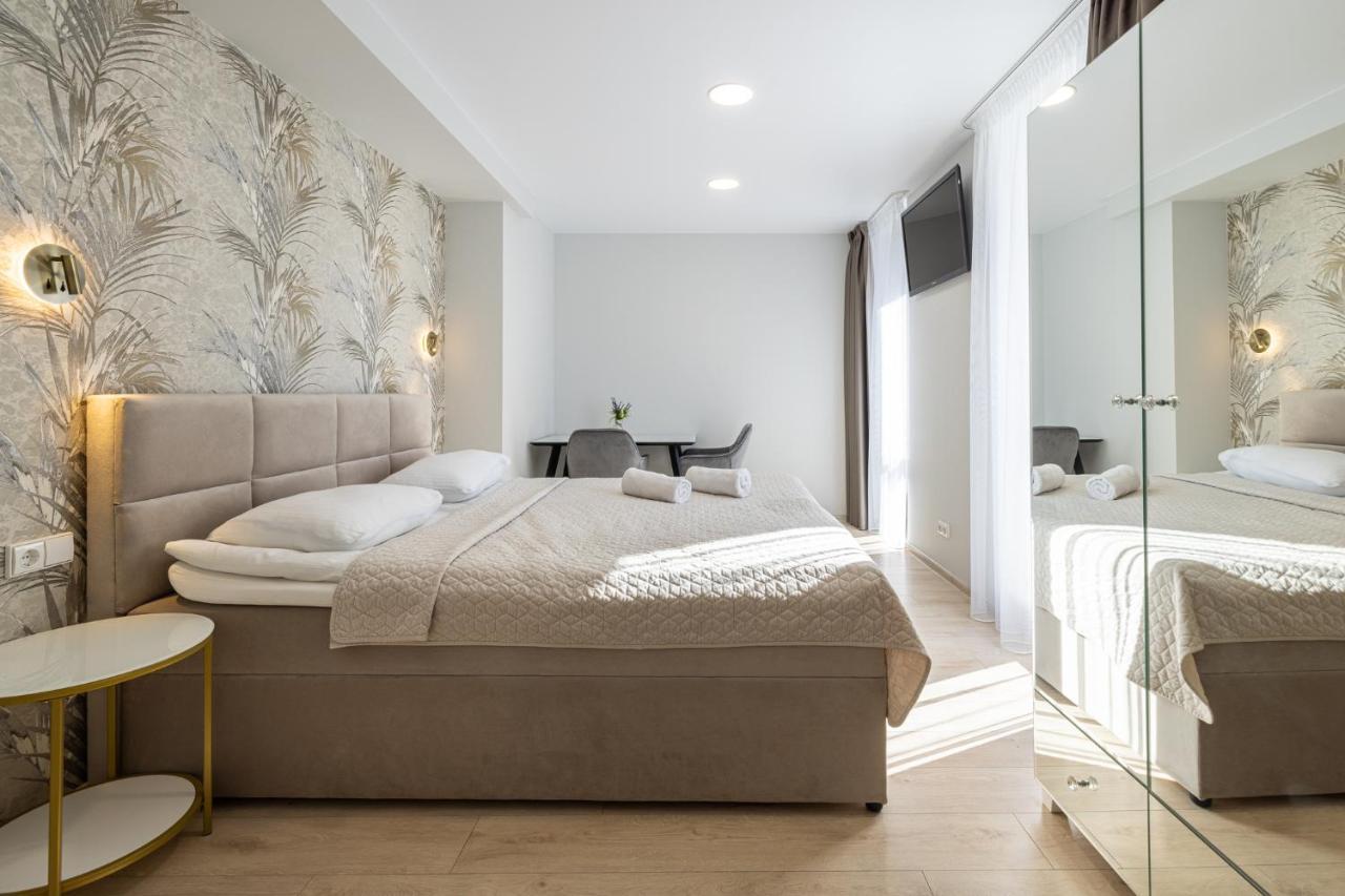 Dharma Stay Apartamentai Su Terasa Ir Vaizdu I Miesta Telsiai Bagian luar foto