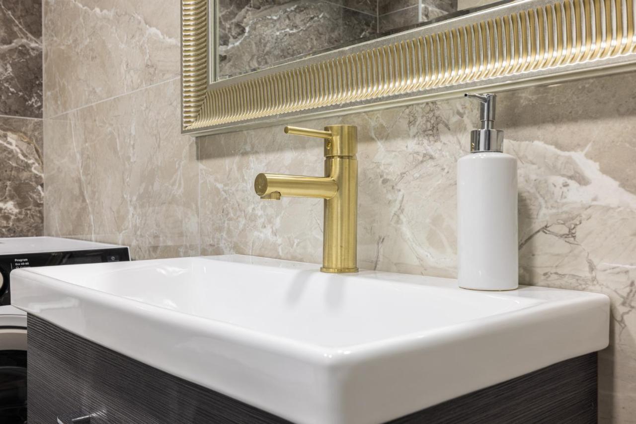 Dharma Stay Apartamentai Su Terasa Ir Vaizdu I Miesta Telsiai Bagian luar foto