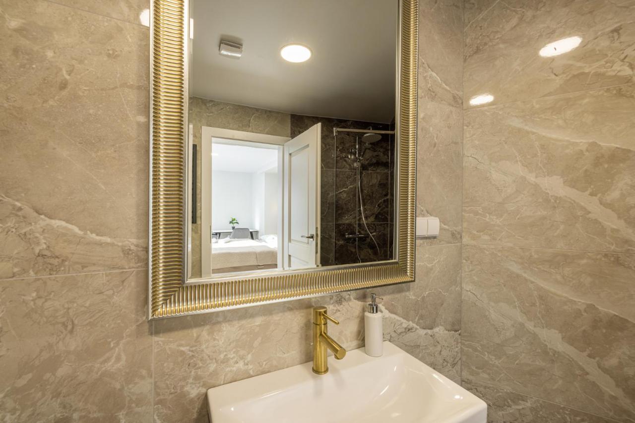 Dharma Stay Apartamentai Su Terasa Ir Vaizdu I Miesta Telsiai Bagian luar foto