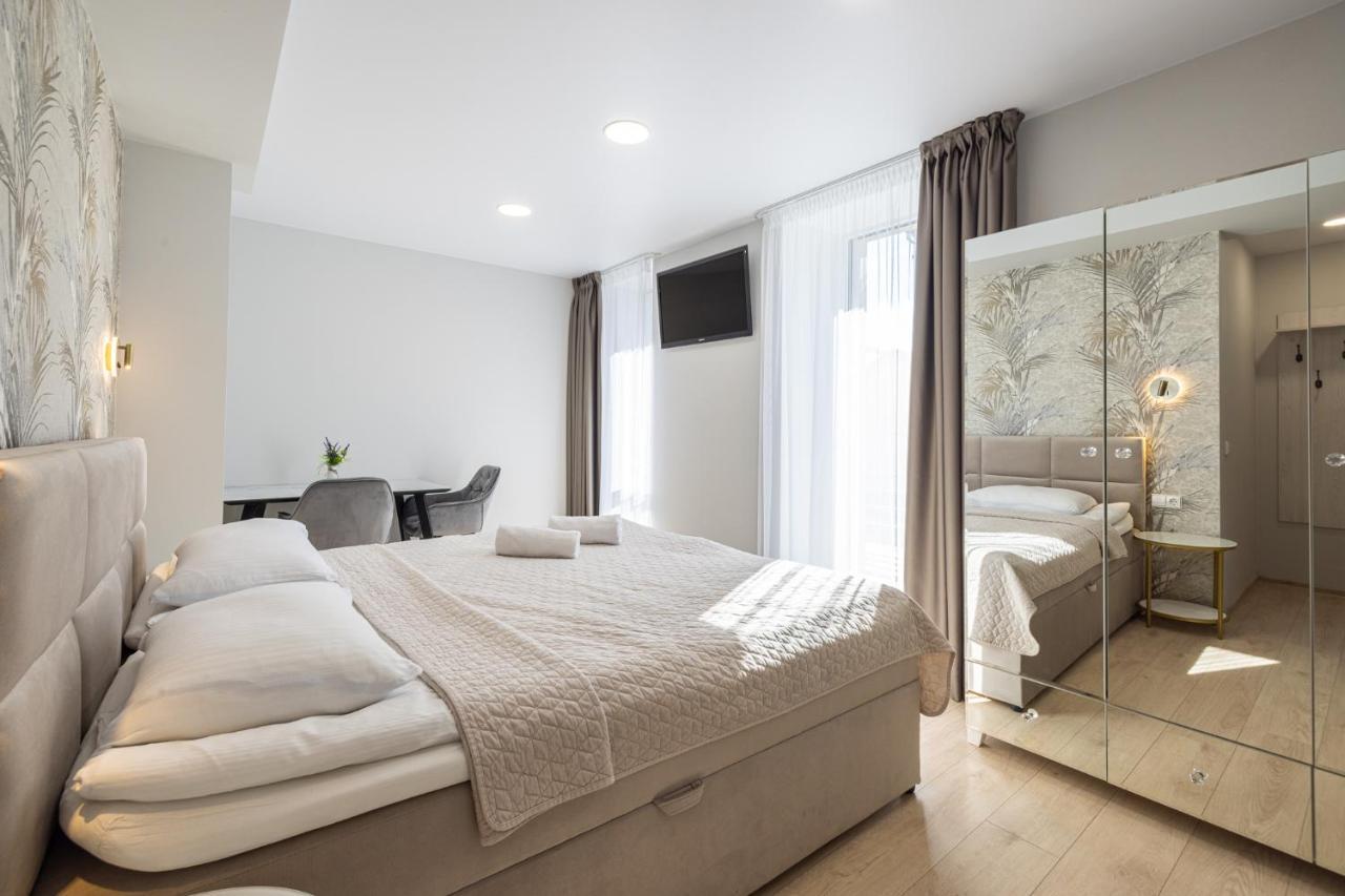 Dharma Stay Apartamentai Su Terasa Ir Vaizdu I Miesta Telsiai Bagian luar foto