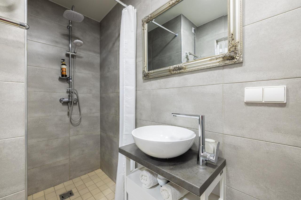 Dharma Stay Apartamentai Su Terasa Ir Vaizdu I Miesta Telsiai Bagian luar foto
