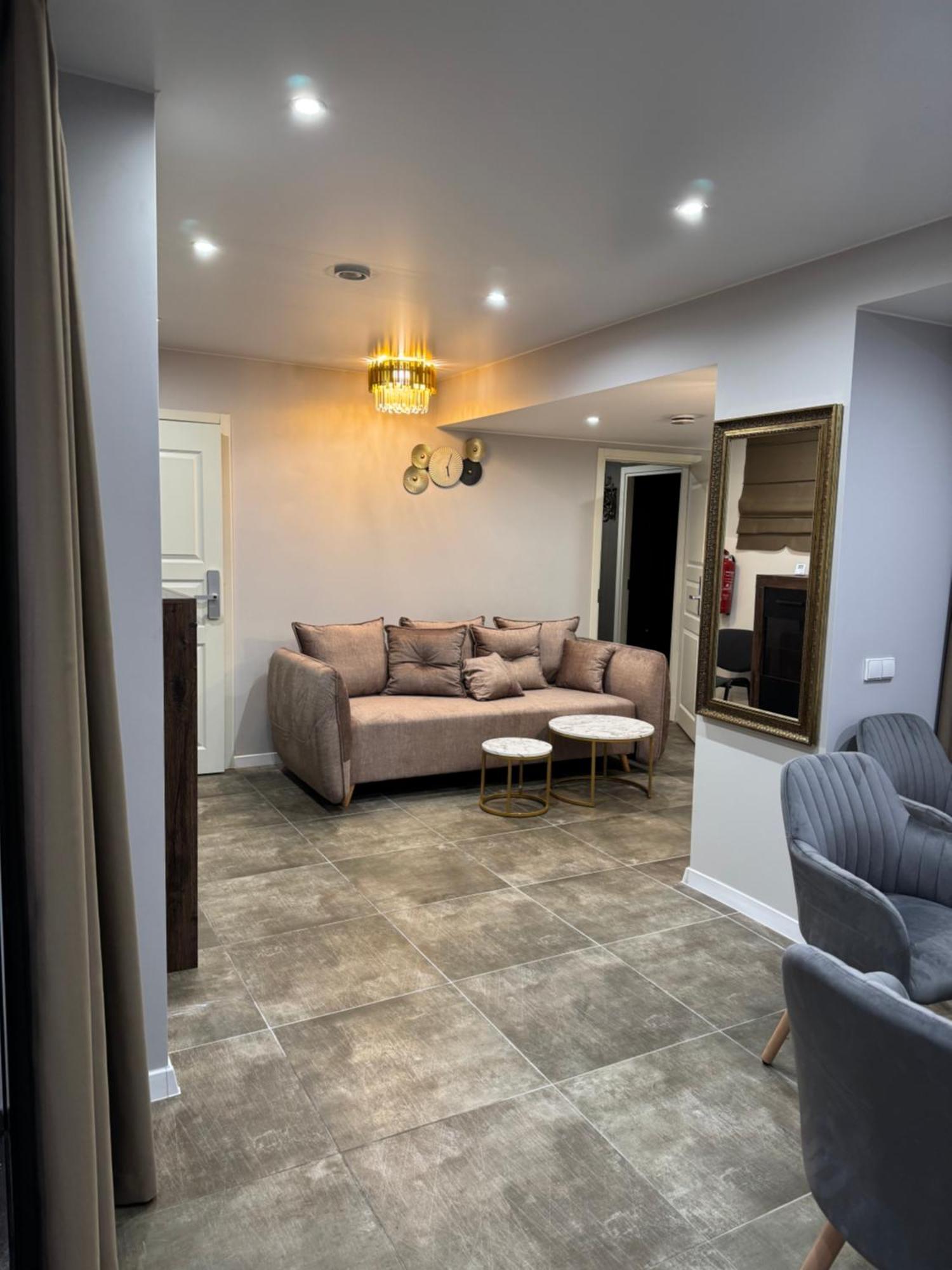 Dharma Stay Apartamentai Su Terasa Ir Vaizdu I Miesta Telsiai Bagian luar foto
