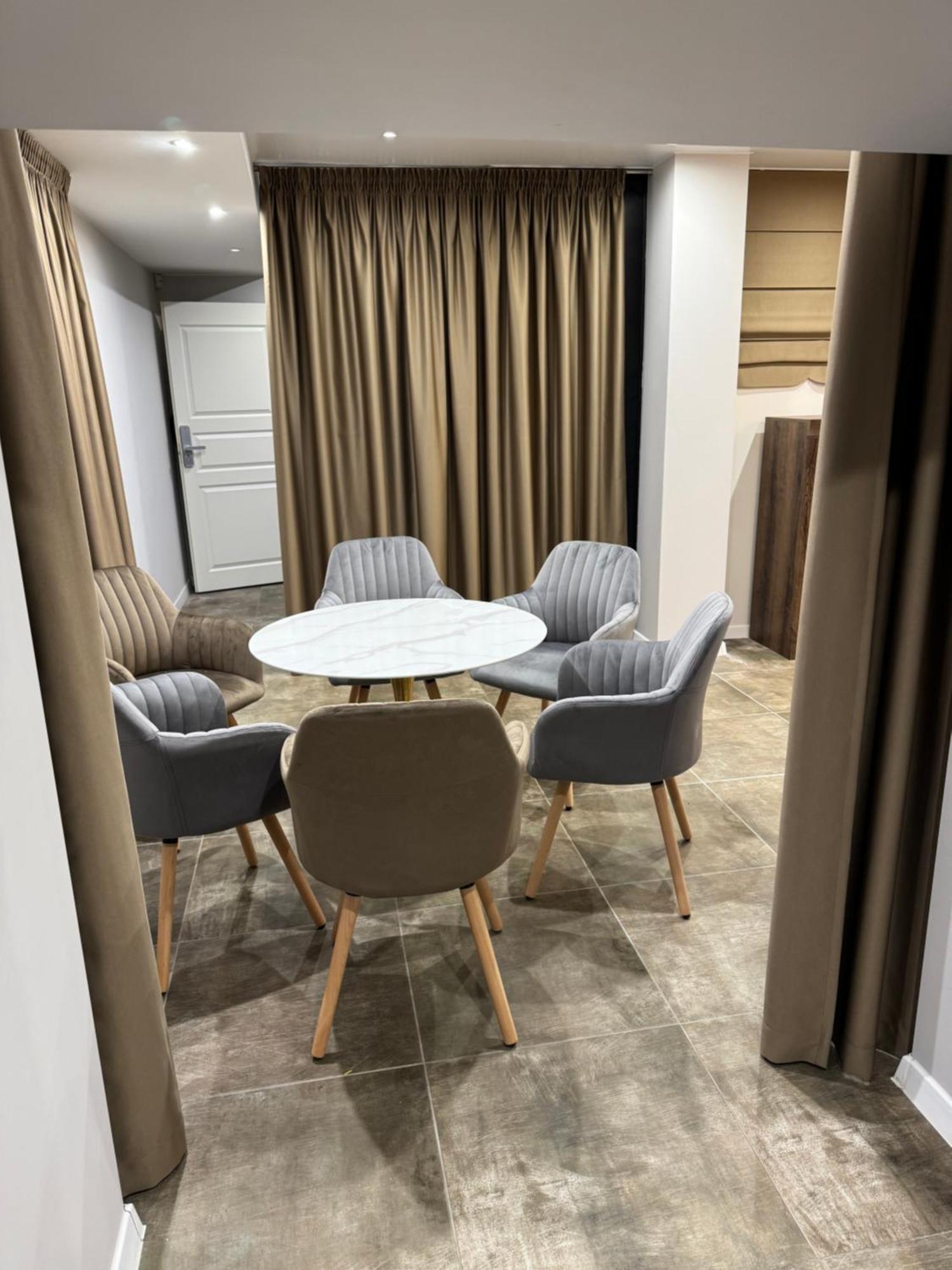 Dharma Stay Apartamentai Su Terasa Ir Vaizdu I Miesta Telsiai Bagian luar foto